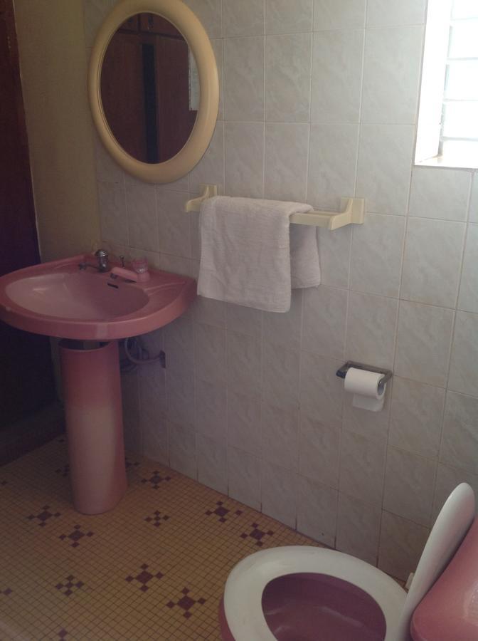 La Rose Des Sables Hotel Ouagadougou Exterior photo